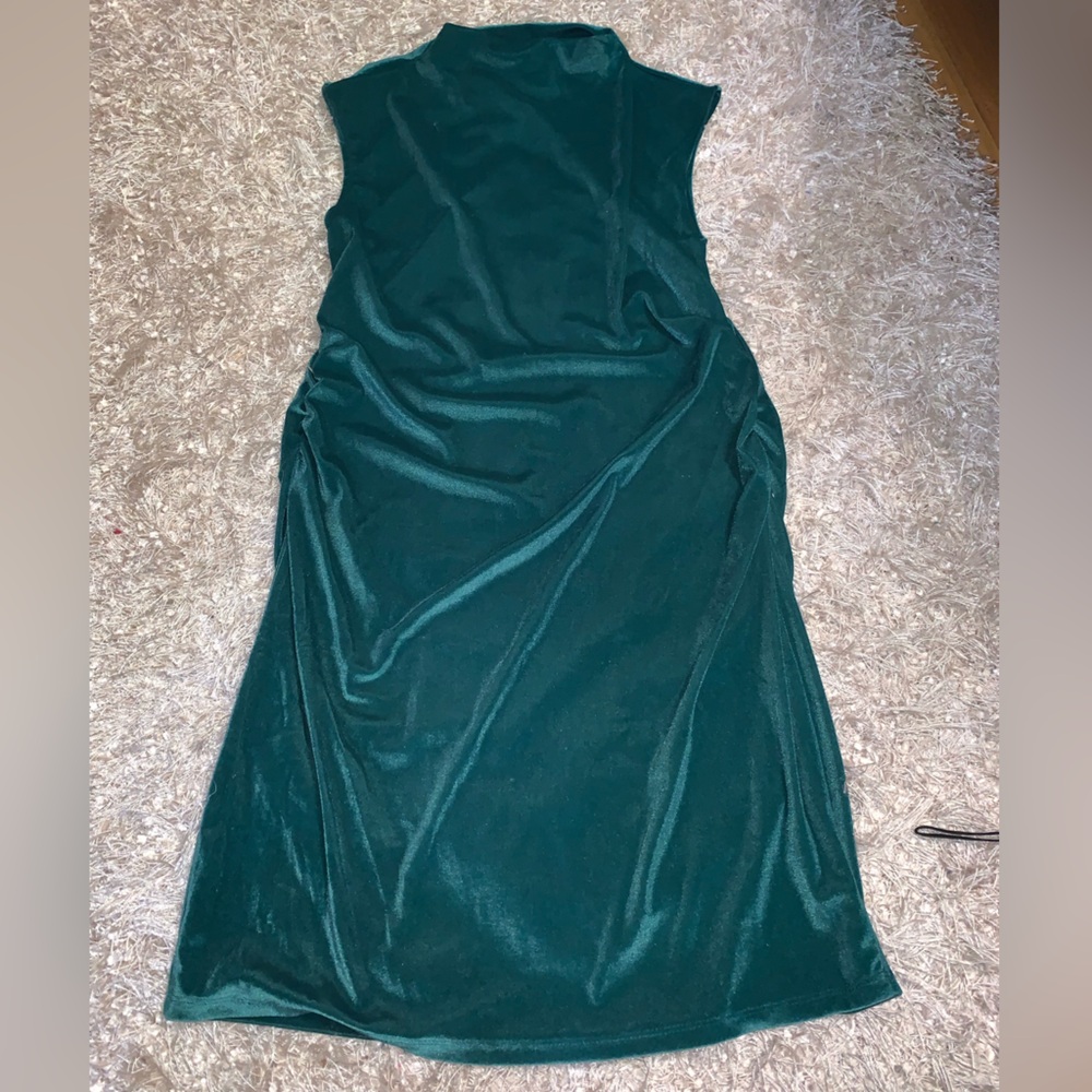 A new day Green velvet Sleeveless Dress - mock neck ruched sides NWOT